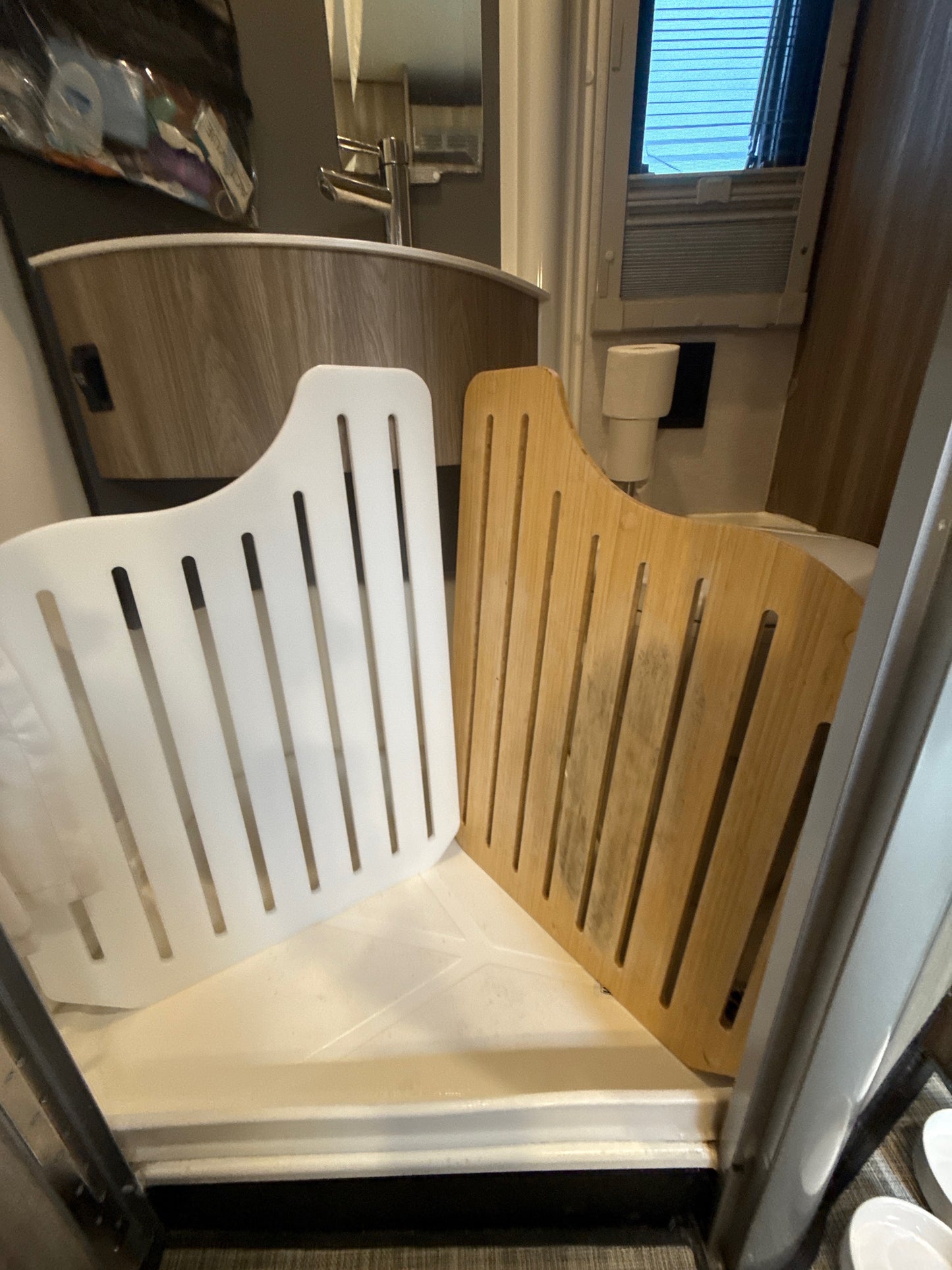 EKKO Shower Floor Insert (Upgrade)